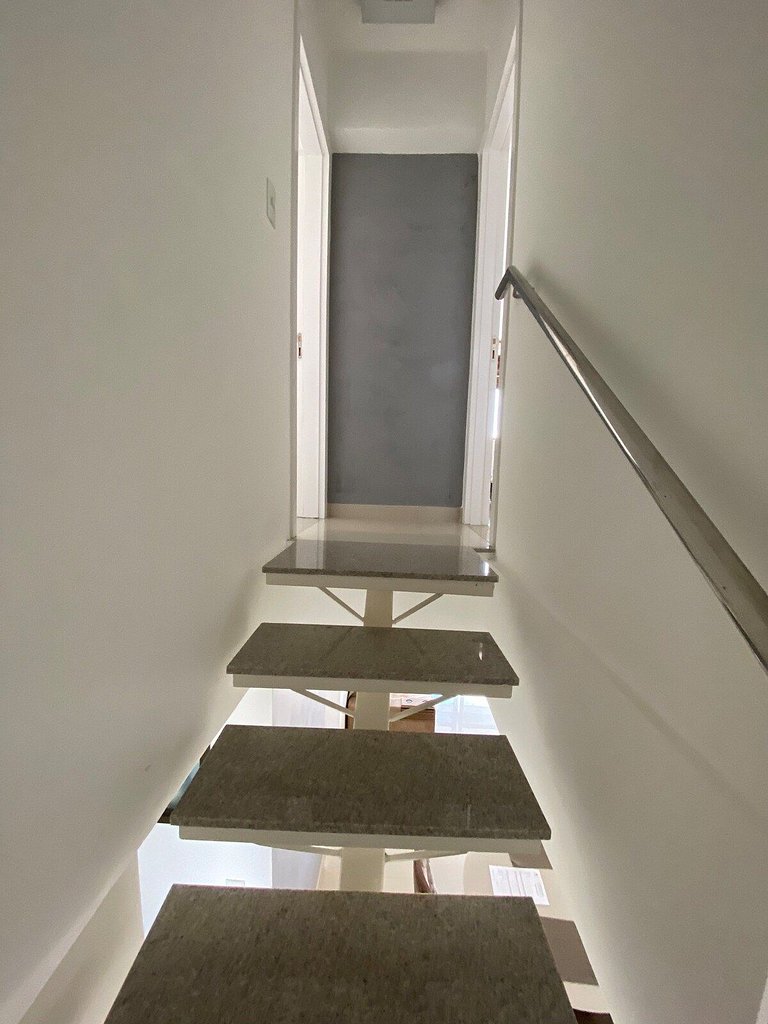 DUPLEX com Hidro 02 QUARTOS Vista Mar