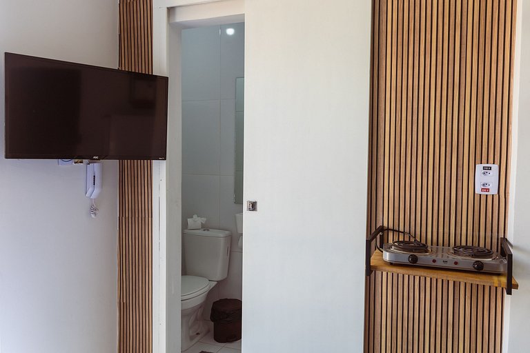 Suite Privativa na Orla de Atalaia com  Piscina