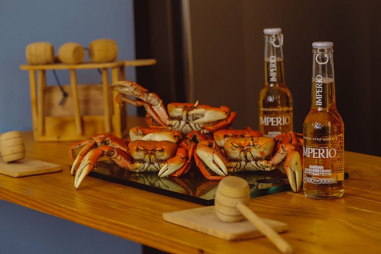 FLAT 02 QUARTOS, PISCINA, 100m da PRAIA