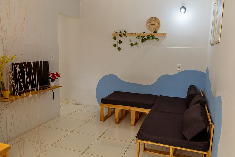 FLAT 02 QUARTOS, PISCINA, 100m da PRAIA