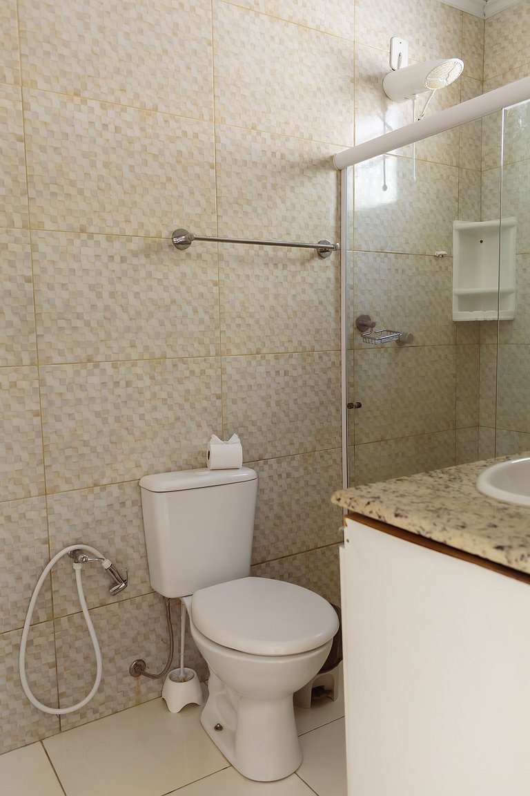 FLAT 02 QUARTOS, PISCINA, 100m da PRAIA