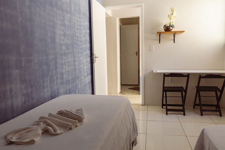 FLAT 02 QUARTOS, PISCINA, 100m da PRAIA