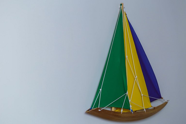 Mini Apê 2/4 + Piscina + Churrasqueira + Garagem