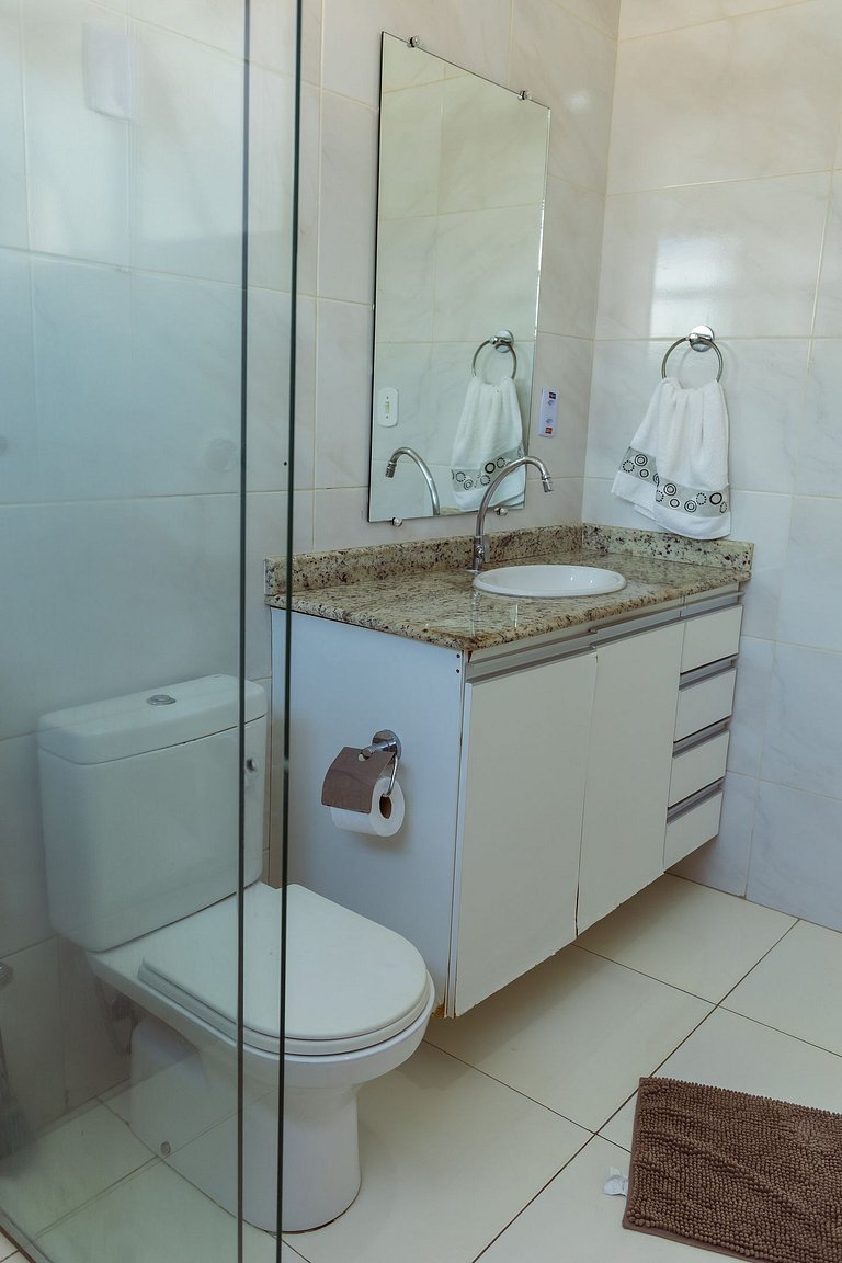 Mini Apê 2/4 + Piscina + Churrasqueira + Garagem