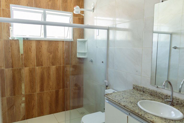 Mini Apê 2/4 + Piscina + Churrasqueira + Garagem