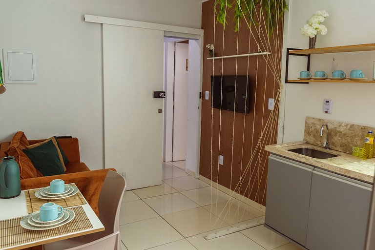 Mini Apê 2/4 + Piscina + Churrasqueira + Garagem