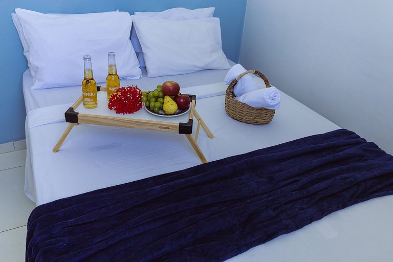 Mini Apê 2/4 + Piscina + Churrasqueira + Garagem