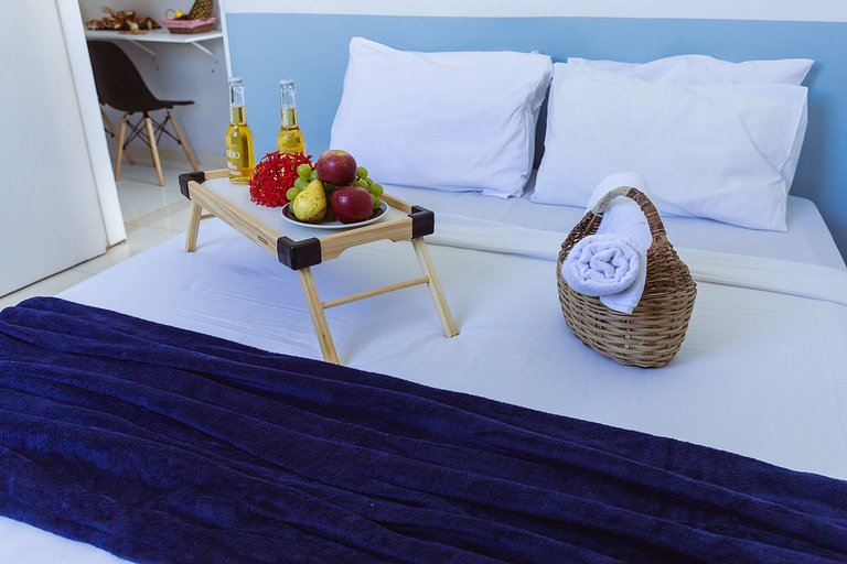 Mini Apê 2/4 + Piscina + Churrasqueira + Garagem