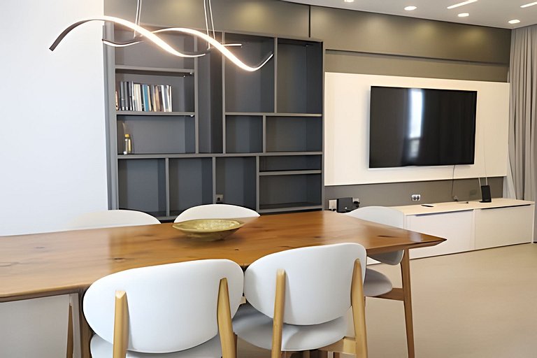 Morando Perto do Mar | 2 Suítes e Sala Climatizada