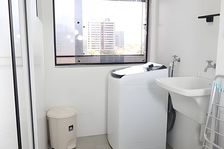 Morando Perto do Mar | 2 Suítes e Sala Climatizada